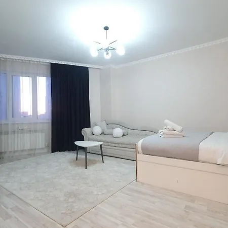 27 1 Комн Кв С Кондиционером Возле Байтерка На 4Х Человек Nur-Sultan  Exterior photo