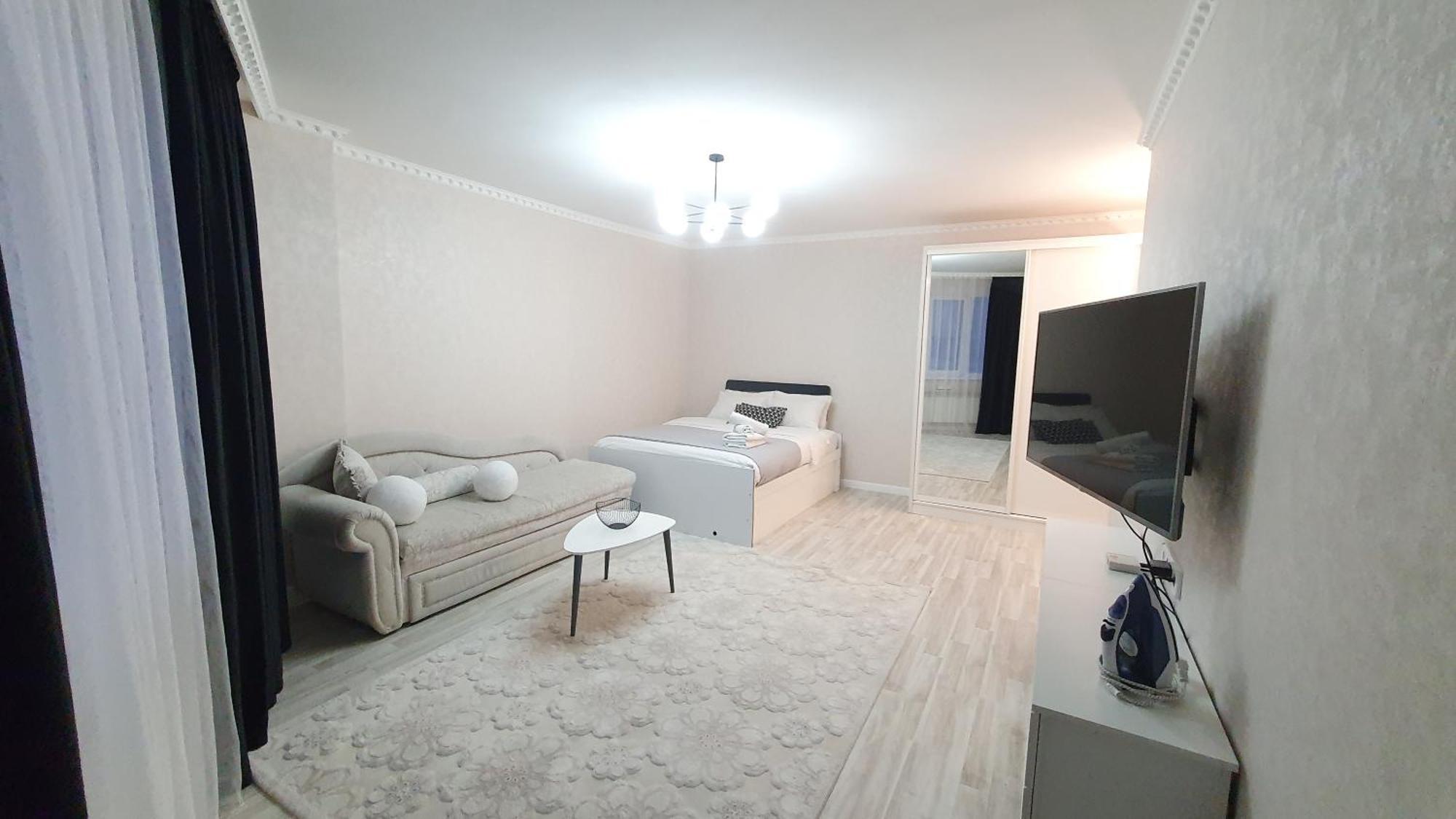 27 1 комн кв с кондиционером возле байтерка на 4х человек Apartment Nur-Sultan (Astana)