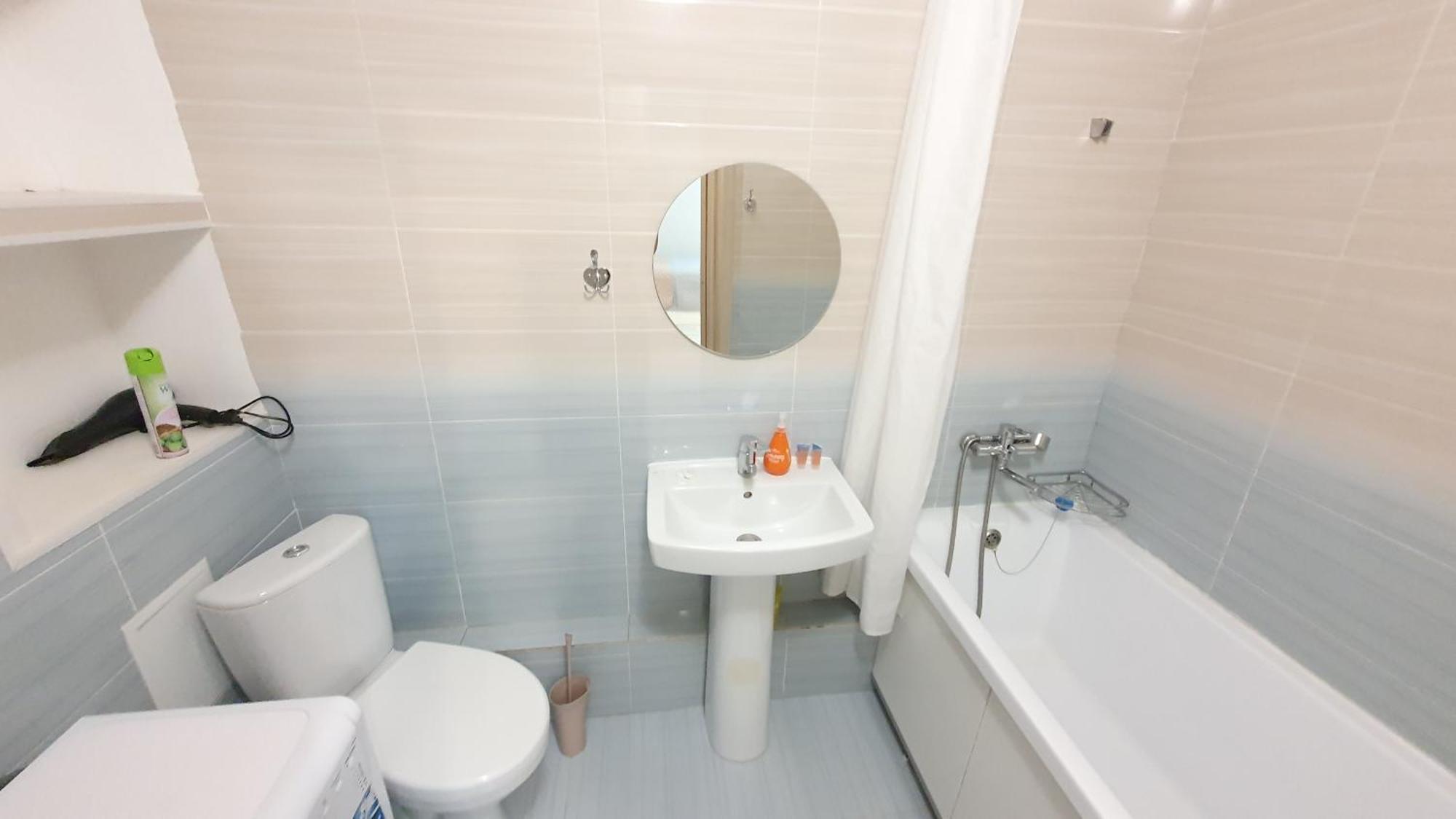 Apartment 27 1 комн кв с кондиционером возле байтерка на 4х человек Nur-Sultan (Astana)